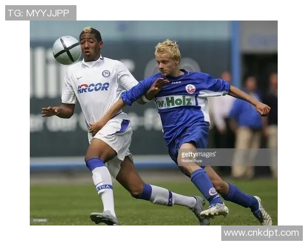 大小眼足球明星盘点他们的独特魅力与球场表现